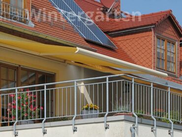 Markise - Balkonmarkise als Sonnenschutz - geöffnet